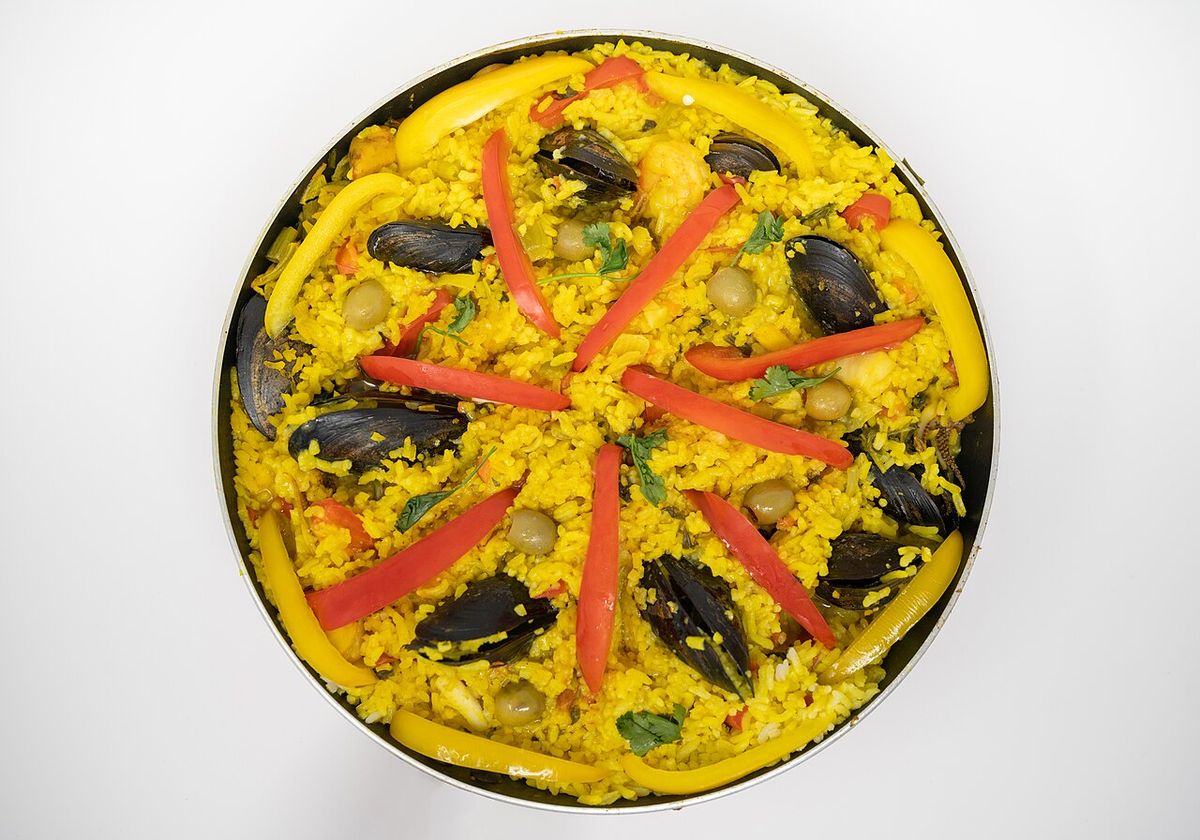 The Definitive Paella Valenciana